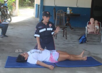 Moradores de Barra do Sahy participam de capacitação em Primeiros Socorros do Projeto SAMU Cidadão