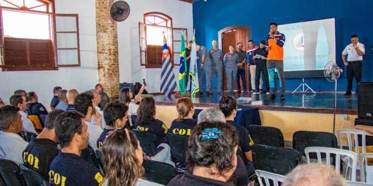 Jornada de Gestão de Emergências em Desastres Naturais termina nesta quarta-feira (04)