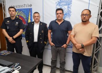 Capitão do Corpo de Bombeiros de Fort Lauderdale (EUA) visita Prefeitura de São Sebastião   