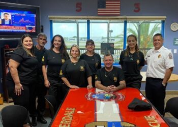 Servidores municipais de São Sebastião são recebidos por autoridades de Fort Lauderdale, na Flórida (EUA)
