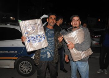 Fundo Social distribui cobertores as pessoas em situação de rua