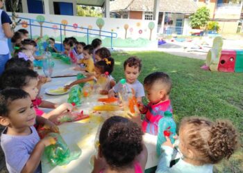 Creche de Barra do Sahy realiza atividades inspiradas na abordagem Reggio Emilia