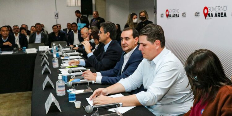 Prefeitura de São Sebastião participa do encontro Governo na Área”