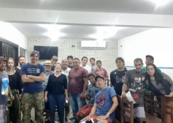 Prefeitura de São Sebastião orienta pescadores sobre portaria que estabelece nova normas para pesca de camarão