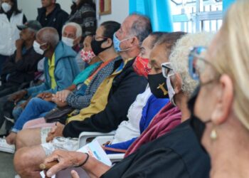 Tipos de violência contra idosos e formas de denúncia são abordados em evento promovido pela Prefeitura de São Sebastião