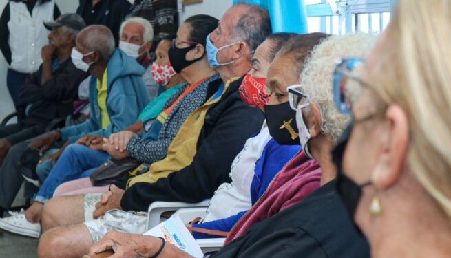 Tipos de violência contra idosos e formas de denúncia são abordados em evento promovido pela Prefeitura de São Sebastião