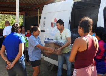Varal Solidário distribui mais de 350 donativos a comunidade Sítio Velho em Barra do Una