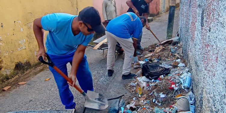 Prefeitura executa serviços de manutenção no bairro Topolândia e região