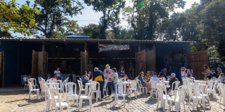 Prefeitura inaugura Rancho dos Pescadores ‘Gilmar Furtado de Oliveira – Mestre Gil’ na Praia Boiçucanga