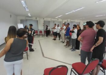 Moradores da Praia das Cigarras participam de capacitação em Primeiros Socorros do Projeto SAMU Cidadão