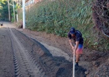 Prefeitura executa recuperação de tubulações e caixa de inspeção em Boiçucanga