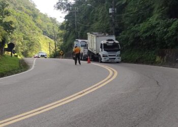 Trecho da SP-55 próximo à serra de Boiçucanga é liberado após acidente  