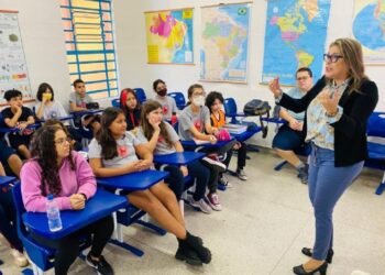 Projeto OAB Vai à Escola expande palestras para colégios particulares