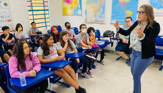 Projeto OAB Vai à Escola expande palestras para colégios particulares