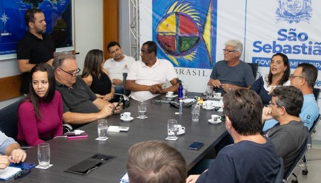 Prefeitura de São Sebastião realiza reunião para definir detalhes dos desfiles da celebração do 7 de setembro