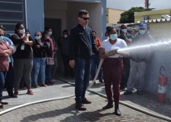 Hospital de Clínicas de São Sebastião realiza treinamento para Brigada de Incêndio
