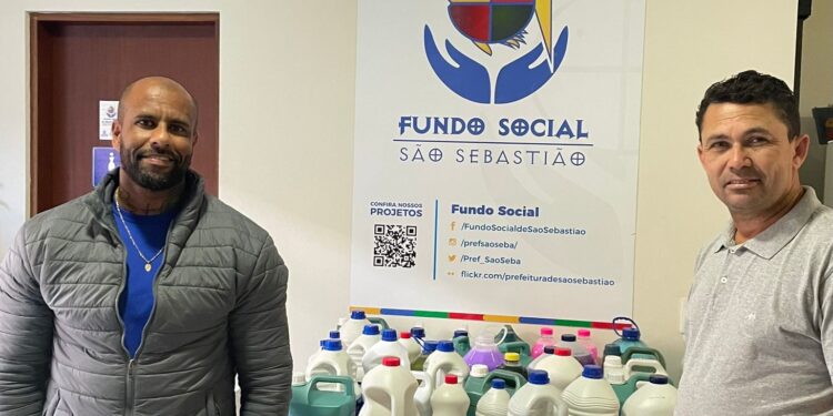 Fundo Social recebe doação de 200 litros de produtos de limpeza da Secretaria de Esportes