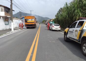 Prefeitura de São Sebastião revitaliza sinalização de trânsito em bairros da Costa Norte
