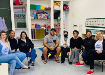 Primeiríssima Infância fala sobre uso indevido de aparelhos eletrônicos em creche municipal   