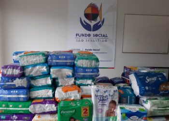 Fundo Social recebe doações de 100 pacotes de fraldas infantis e geriátricas na Festa Flashback Solidária