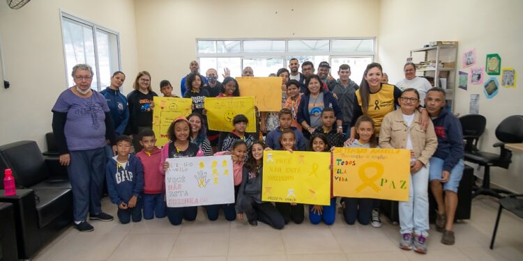 Pessoas com deficiência participam de atividades adaptadas e de conscientização no ‘Setembro Amarelo’