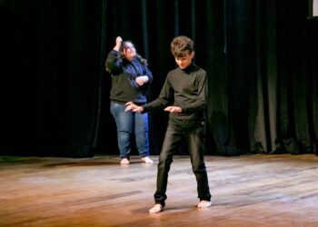 Alunos do Jovens em Atuação participam de oficinas formativas para 14ª edição do Fest Art