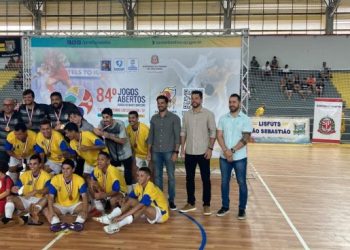 Time de futsal masculino 21 de São Sebastião ganha bronze nos Jogos Abertos