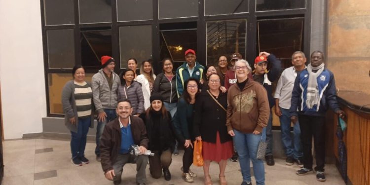 Alunos participam de concerto didático e assistem a espetáculo musical