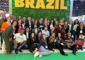 Prefeitura de São Sebastião apresenta atrativos turísticos durante a Feira Internacional de Turismo da América Latina, na Argentina