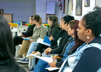 Prefeitura realiza formação sobre abordagem Reggio Emilia com profissionais da educação infantil