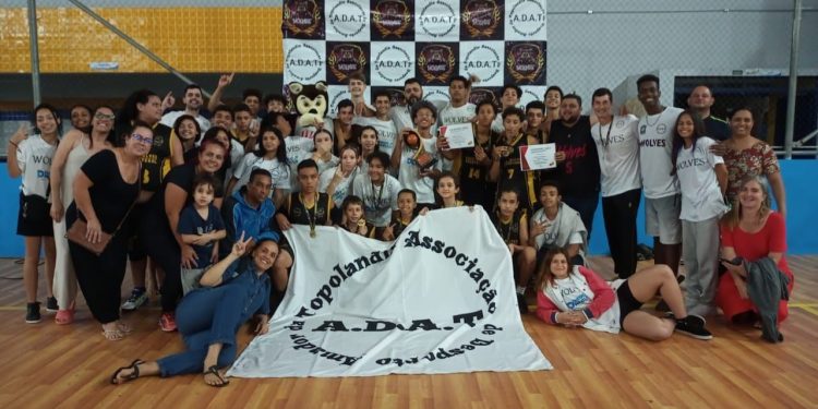 Basquete masculino Sub-13 de São Sebastião é campeão Paulista do Interior
