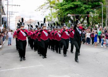 EM Prof.ª Luiza Helena de Barros é campeã brasileira em Campeonato de Bandas e Fanfarras