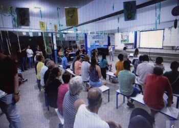 Reunião sobre regularização fundiária reúne mais de 80 pessoas no Morro do Abrigo, em São Sebastião   