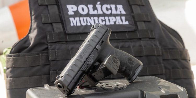 Prefeitura de São Sebastião recebe pistolas da marca Beretta e economiza mais de R$ 600 mil   