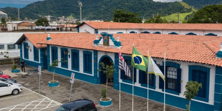 Prefeitura informa o que abre e fecha no feriado do Dia da Proclamação da República (15)   