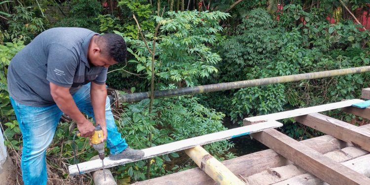 Prefeitura de São Sebastião recupera ponte da Sudelpa, em Maresias