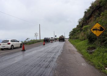Atendendo pedido do prefeito Felipe Augusto, a obra de recuperação da rodovia SP-55 passa ser feita em período noturno.
