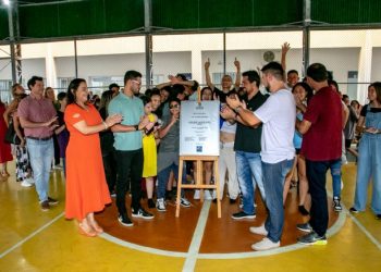 Revitalização da EM Henrique Botelho é entregue à comunidade escolar