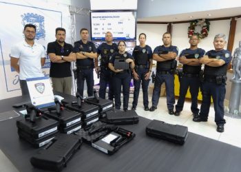 Prefeitura entrega pistolas Beretta para a Polícia Municipal