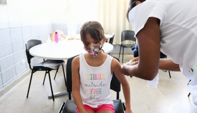 Prefeitura promove campanha de atualização da caderneta de vacinação durante a rematrícula
