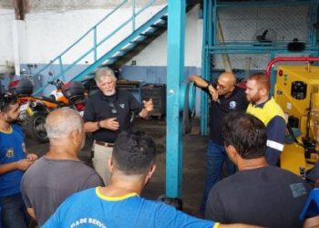 São Sebastião recebe triturador de galhos para ajudar nos serviços públicos do município