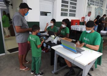 Prefeitura de São Sebastião realiza testes rápidos e coleta de PSA no 4.º Mutirão da Saúde do Instituto Verdescola