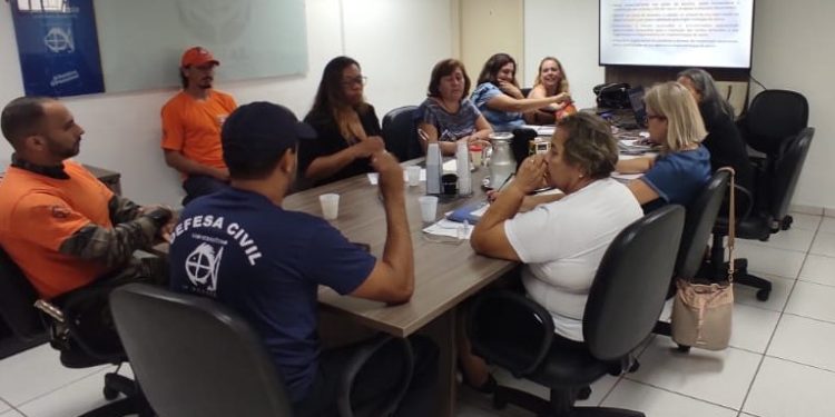 Prefeitura realiza reunião de logística do Plano Municipal de Contingência e Defesa Civil (PLAMCON) 2022/2023