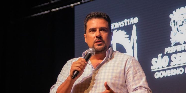 Felipe Augusto anuncia a implantação de um hospital veterinário público em São Sebastião