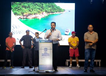 Prefeito Felipe Augusto recepciona policiais militares da Operação Verão 2023 