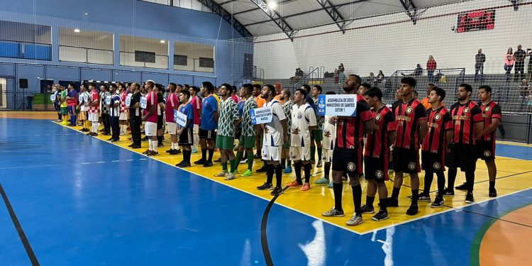 Partidas de abertura da Copa Fiéis em Cristo tem muitos gols