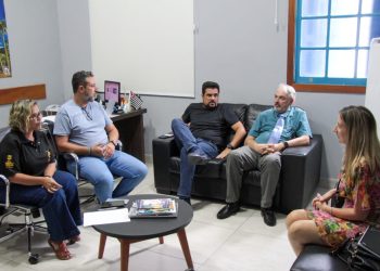 Novo Diretor de Comercialização da FUNAP visita Prefeito de São Sebastião para selar futuras parcerias