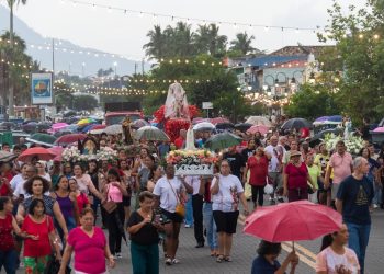 Festa do Padroeiro prossegue neste sábado (21) com sorteio de carro 0km e show com cantor Daniel