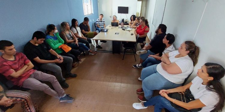Prefeitura faz apresentação e integração de 12 novos cuidadores do SAICA   