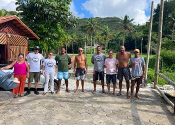Prefeitura de São Sebastião promove encontro entre pescadores e Polícia Ambiental, no São Francisco